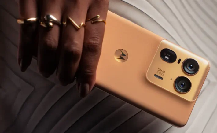 50-ultra-lifestyle-3.jpg Os 10 Melhores Smartphones de 2025: Qual Vale Mais a Pena?